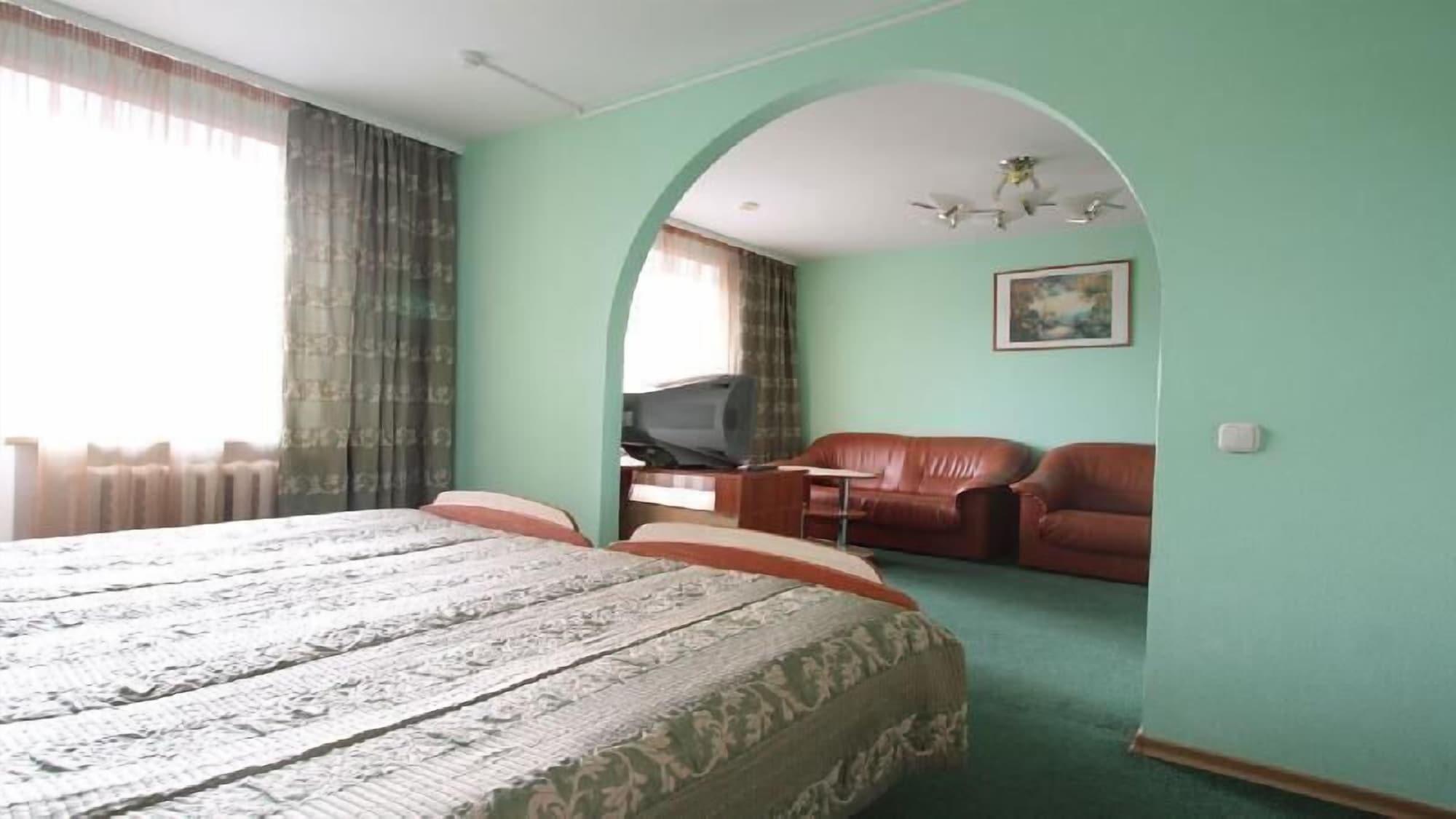 40 Let Pobedy Hotel 민스크 외부 사진