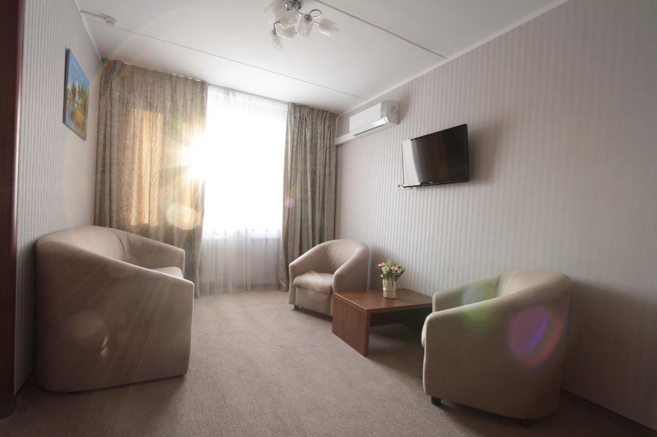 40 Let Pobedy Hotel 민스크 외부 사진